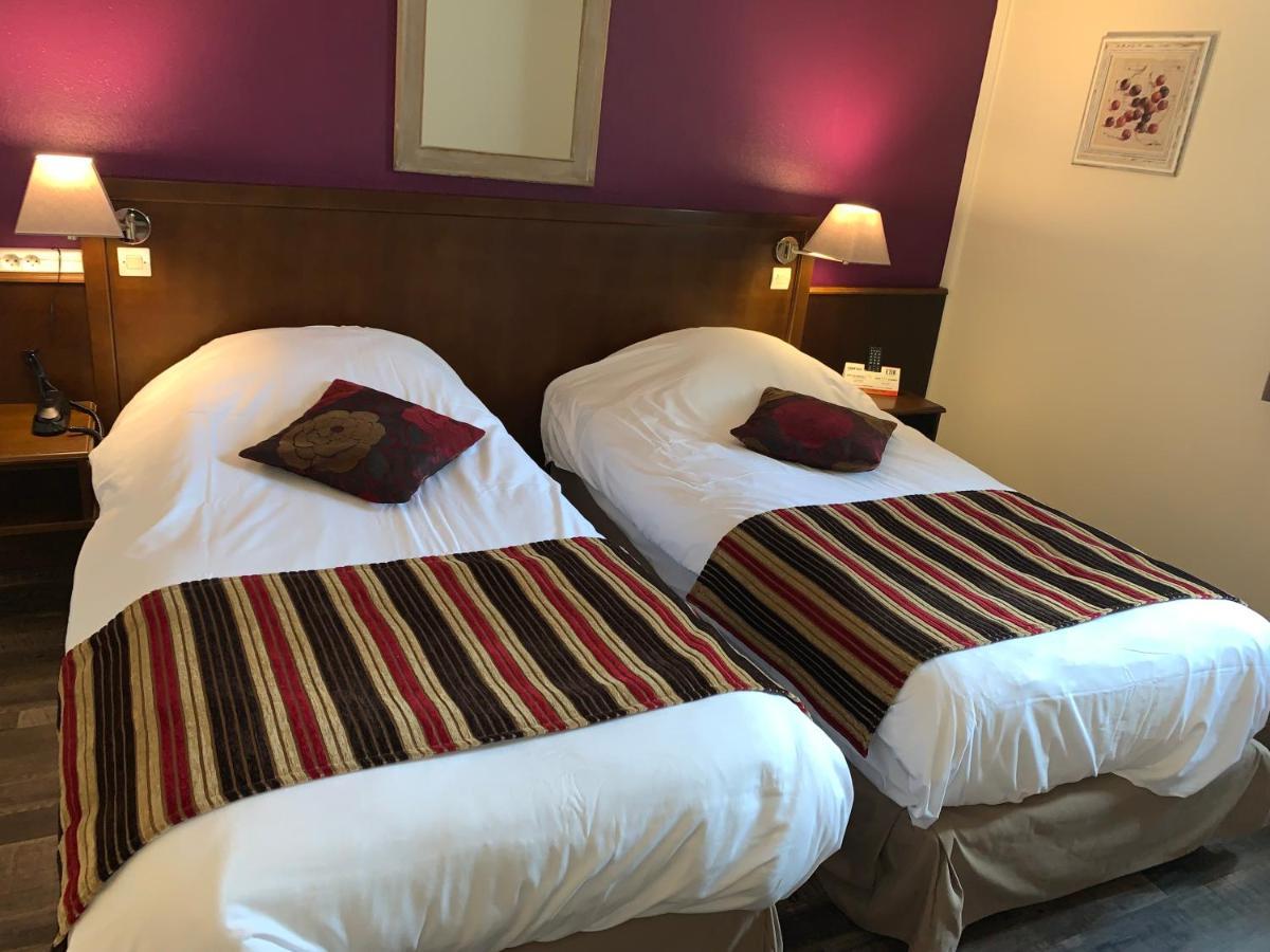 Chaufour-lès-Bonnières Logis Hotel Les Nympheas מראה חיצוני תמונה