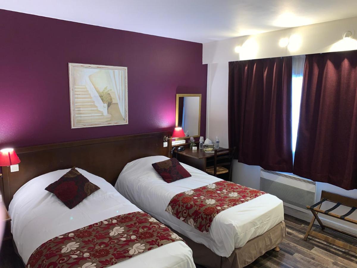 Chaufour-lès-Bonnières Logis Hotel Les Nympheas מראה חיצוני תמונה