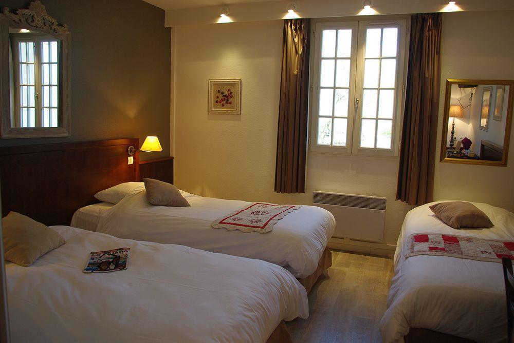 Chaufour-lès-Bonnières Logis Hotel Les Nympheas מראה חיצוני תמונה