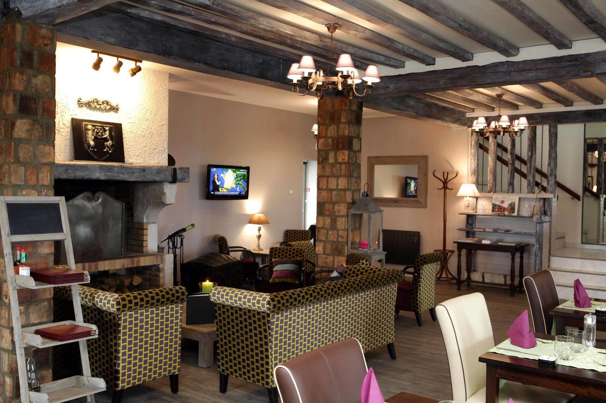 Chaufour-lès-Bonnières Logis Hotel Les Nympheas מראה חיצוני תמונה